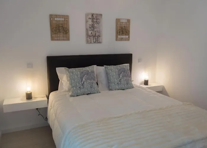 What A Life! * Nazare