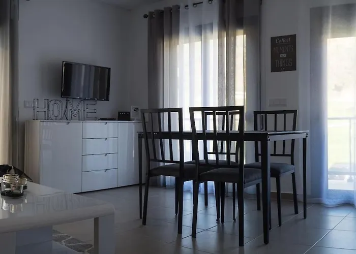 Apartment What A Life! *